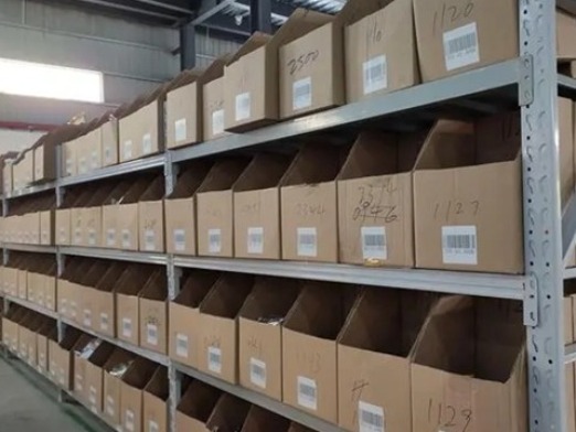 庫(kù)存積壓回收，清理大型庫(kù)房，廠房物資收購(gòu)