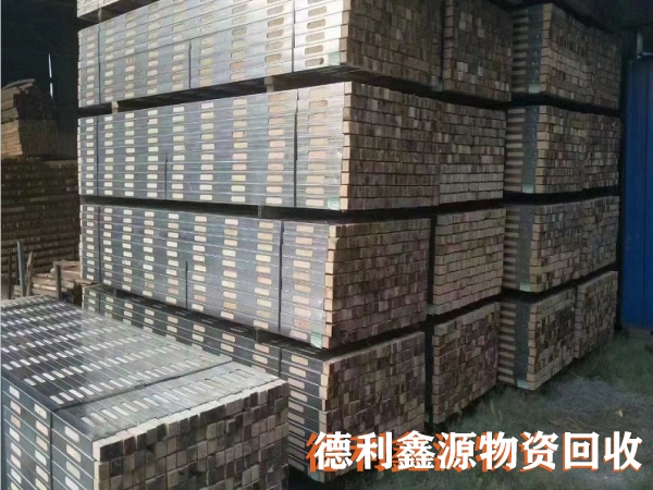 天津木方回收，天津竹膠板回收，天津跳板回收